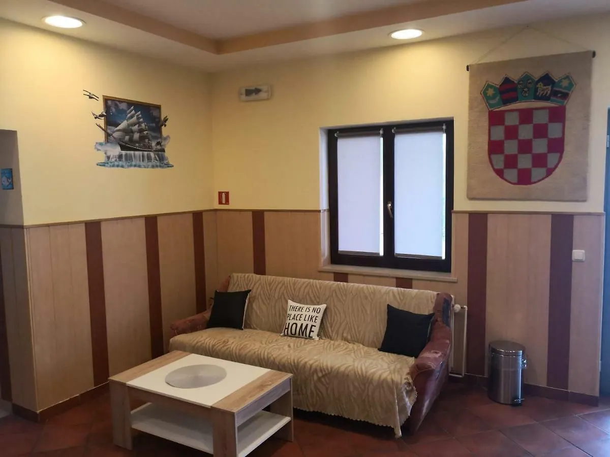 Hostel Marinus Sveti Vid-Miholjice